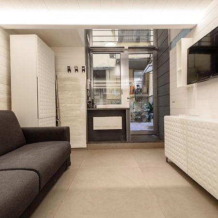 Apartamento Riviera Di Chiaia 155 Nápoles Exterior foto
