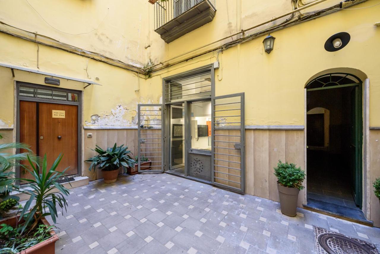 Apartamento Riviera Di Chiaia 155 Nápoles Exterior foto