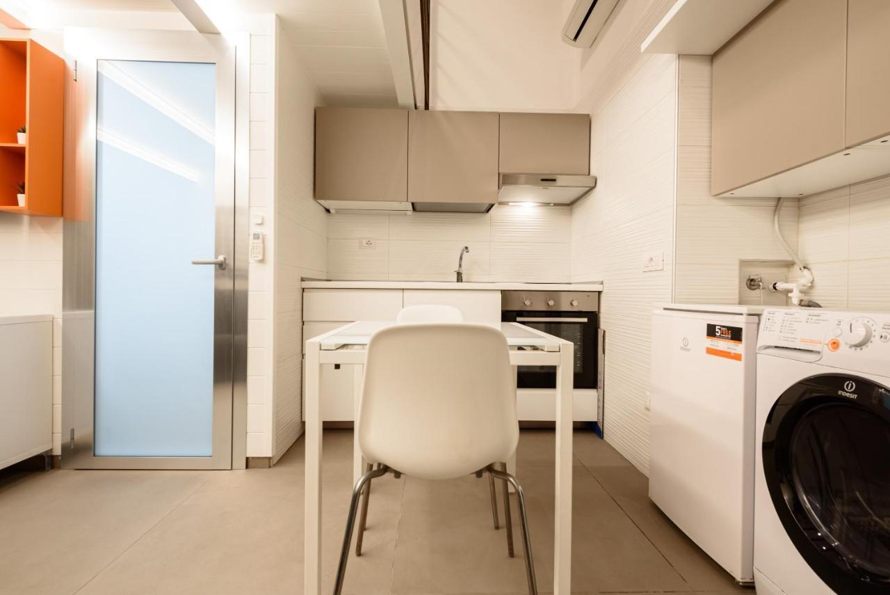 Apartamento Riviera Di Chiaia 155 Nápoles Exterior foto